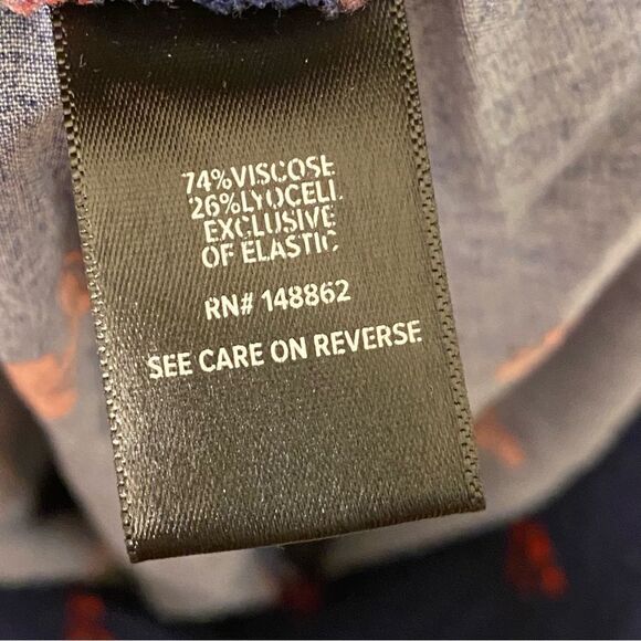 Torrid Flowy Smocked pull on Shorts navy blue red cherry print lyocell blend 2X - Picture 12 of 13